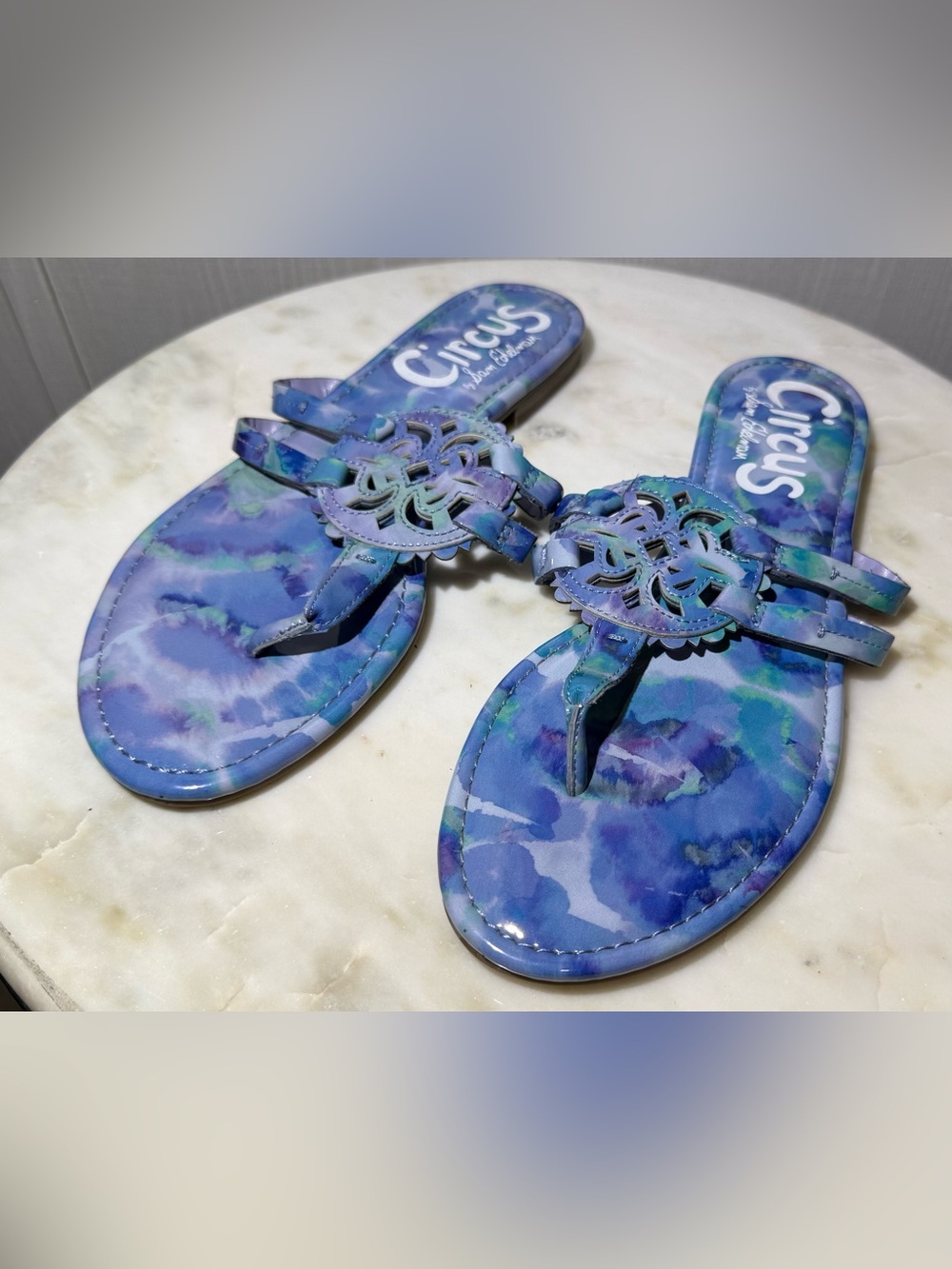 Circus by Sam Edelman Blue Purple Floral Medallion Thong Sandals